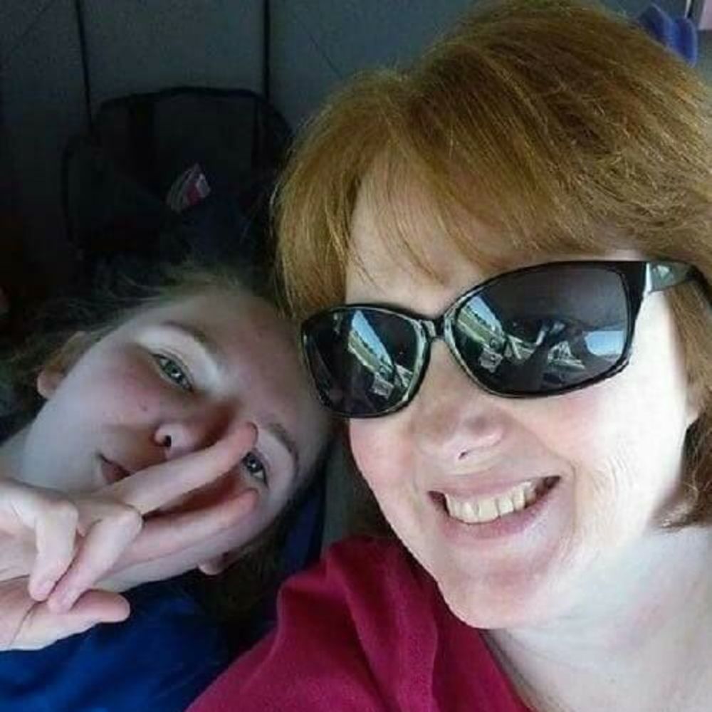 Meet your Posher, Carey